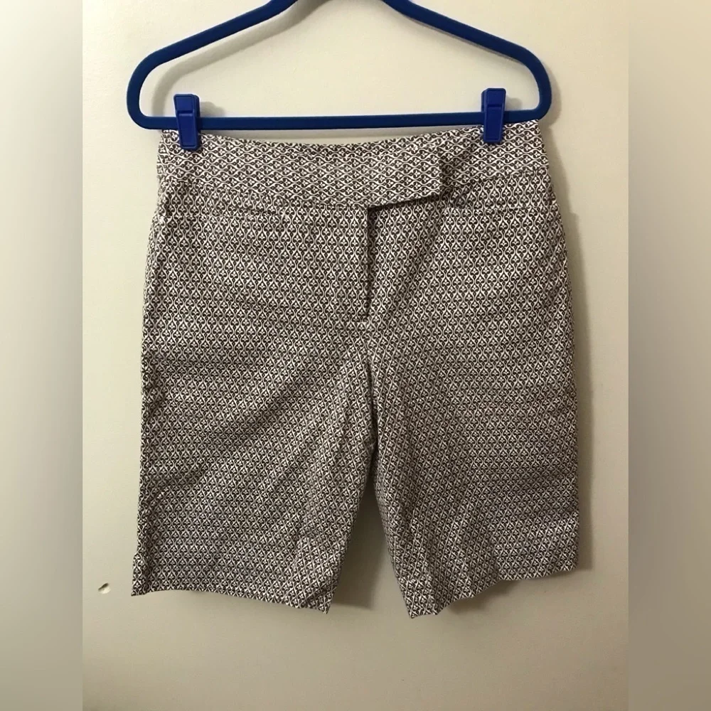 Talbots Womens Cotton Mid Rise Wide Leg All Over Print Bermuda Shorts Size 10